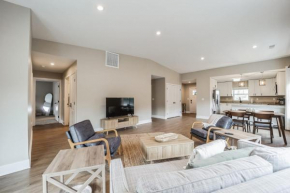 Serene 2-Bedroom Condo in Traverse City